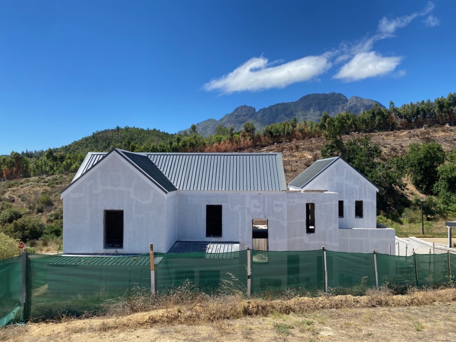 4 Bedroom Property for Sale in La Roche Western Cape